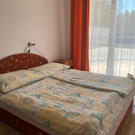 Abigel Apartmanhaz Balatonfüred Exteriör bild