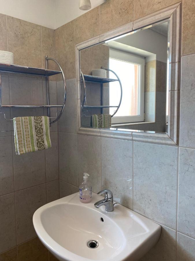 Abigel Apartmanhaz Balatonfüred Exteriör bild