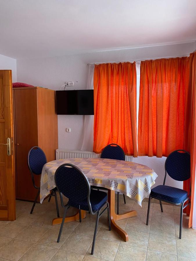 Abigel Apartmanhaz Balatonfüred Exteriör bild